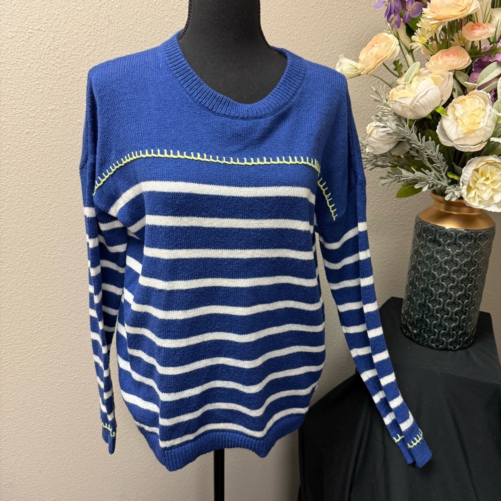 Lilly Pulitzer Blue Striped Crewneck Sweater w/ Lime Stitch Detail Small - Picture 2 of 9